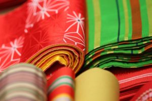 虫食い着物買取